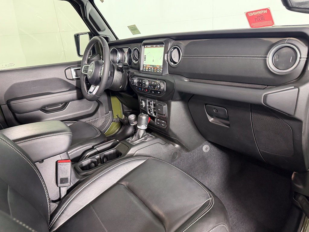 Used 2023 Jeep Wrangler Unlimited Sahara w/ Cold Weather Group AWD/4WD image 16