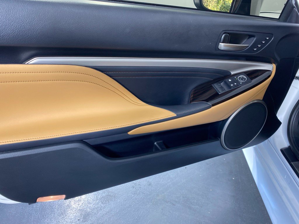 Used 2015 Lexus RC 350 w/ Luxury Package RWD image 21