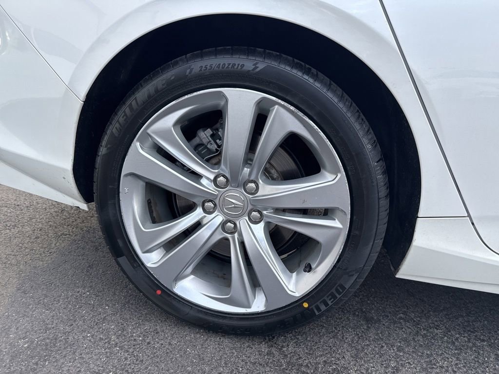 Used 2022 Acura TLX w/ Technology Package FWD image 9