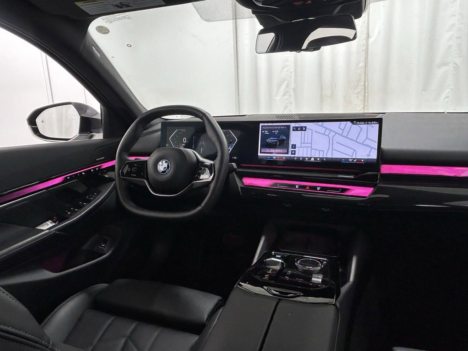 Used 2024 BMW i5 eDrive40i w/ Premium Package image 10