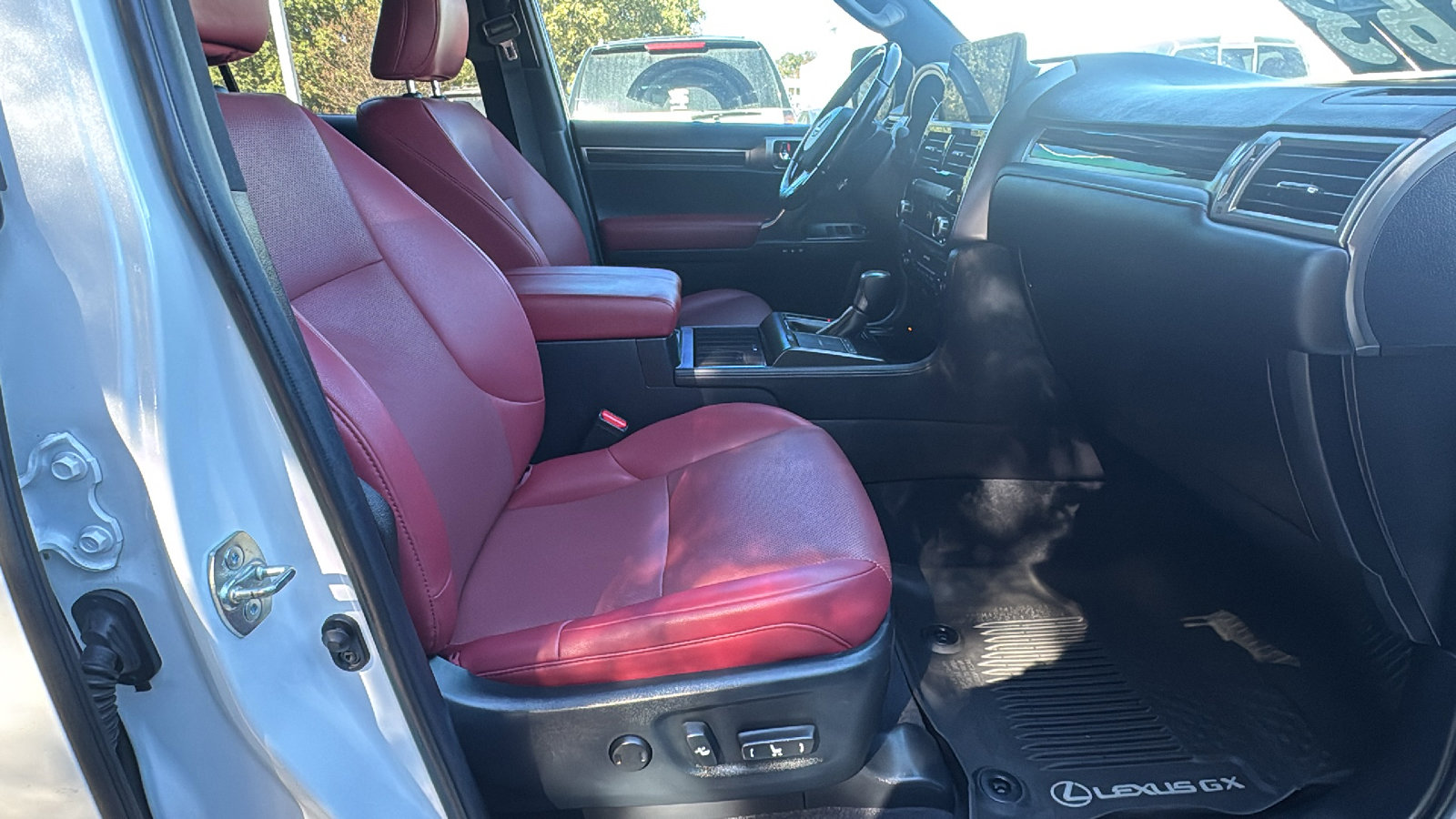 Used 2022 Lexus GX 460 Premium image 28