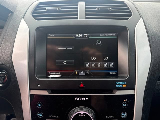 Used 2015 Ford Explorer Limited w/ Equipment Group 301A AWD/4WD image 2