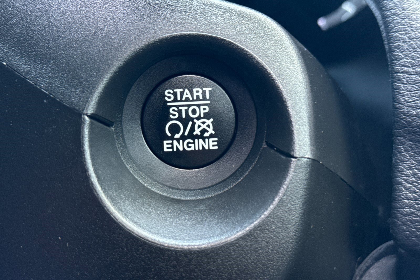 Used 2020 Jeep Compass High Altitude image 35