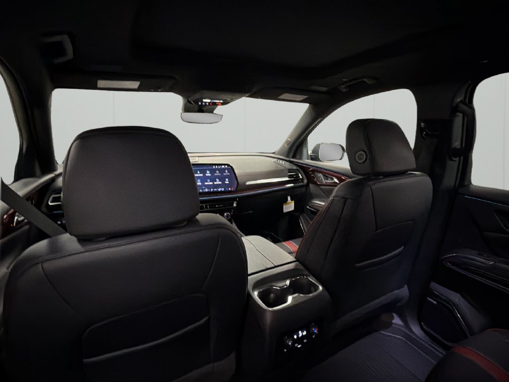 New 2027 Chevrolet Traverse RS w/ LPO, Floor Liner Package AWD/4WD image 46