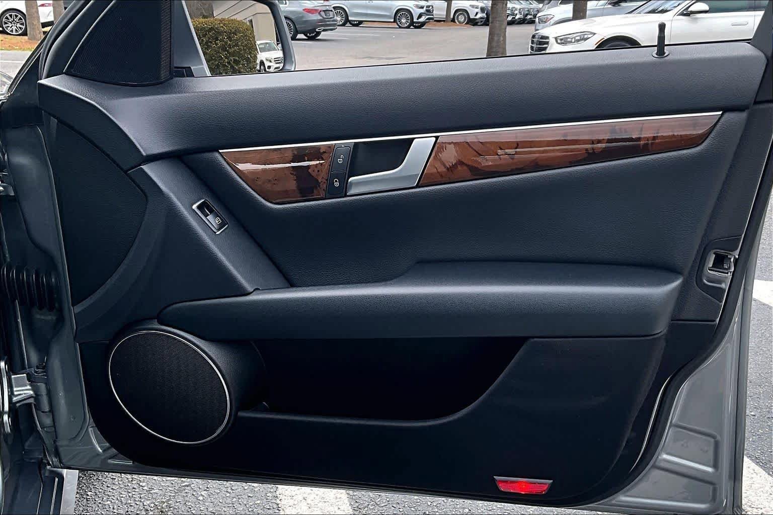 Used 2014 Mercedes-Benz C 250 Sedan image 23