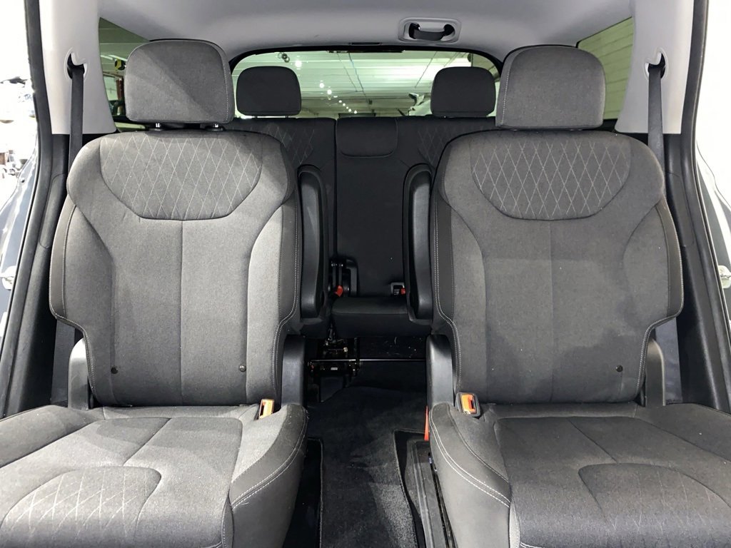 Used 2020 Hyundai Palisade SEL w/ Convenience Package image 13