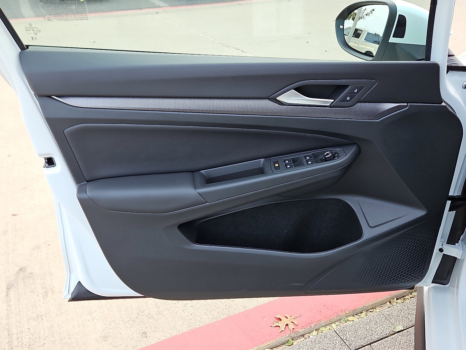 New 2026 Volkswagen GTI SE image 14