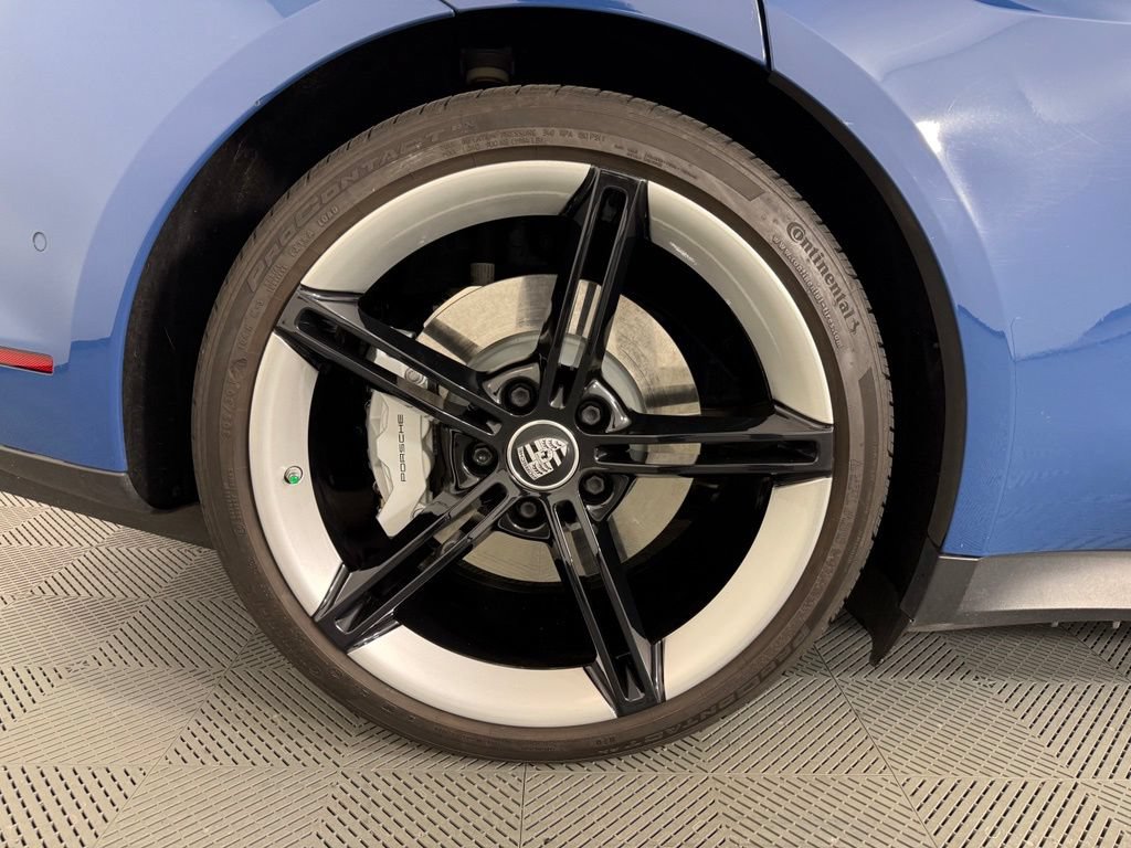 Certified 2022 Porsche Taycan 4S AWD/4WD image 13