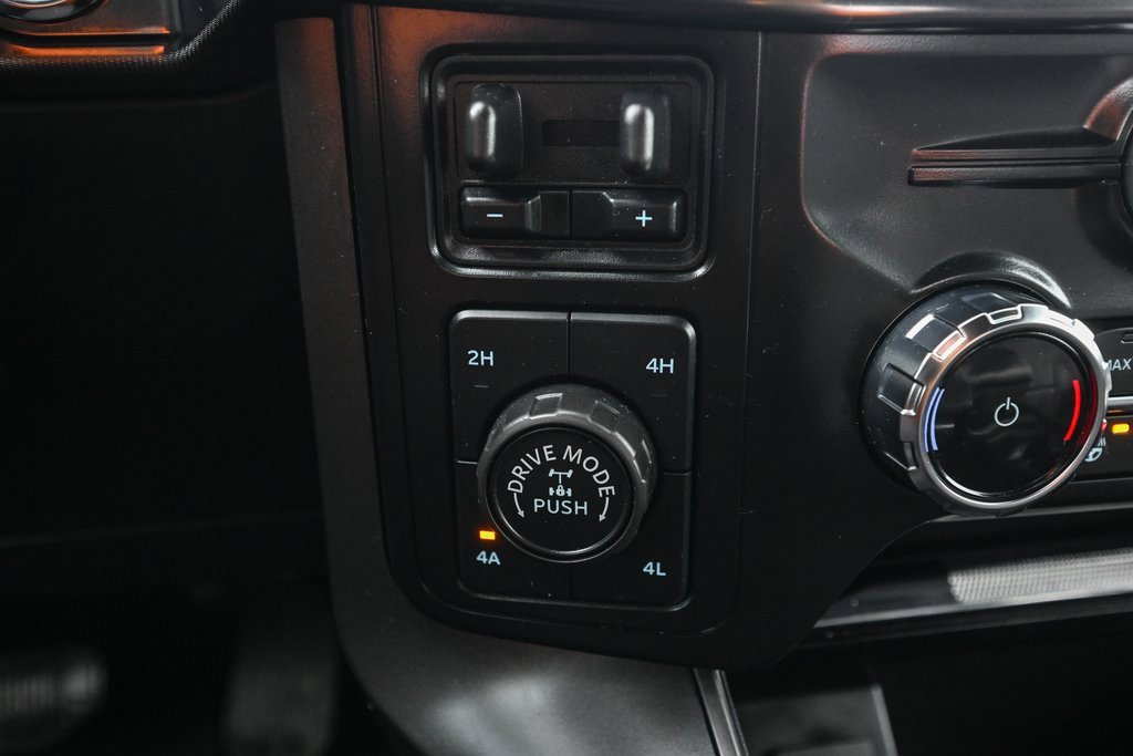 Used 2024 Ford F150 Lariat image 34