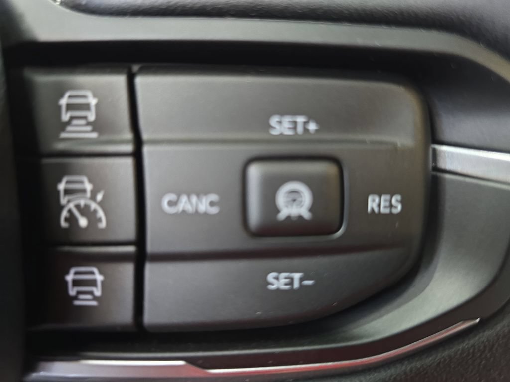New 2026 Jeep Cherokee Limited AWD/4WD image 18