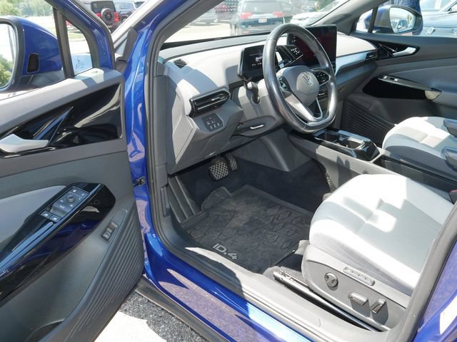 Certified 2021 Volkswagen ID.4 Pro S w/ Gradient Package AWD/4WD image 12