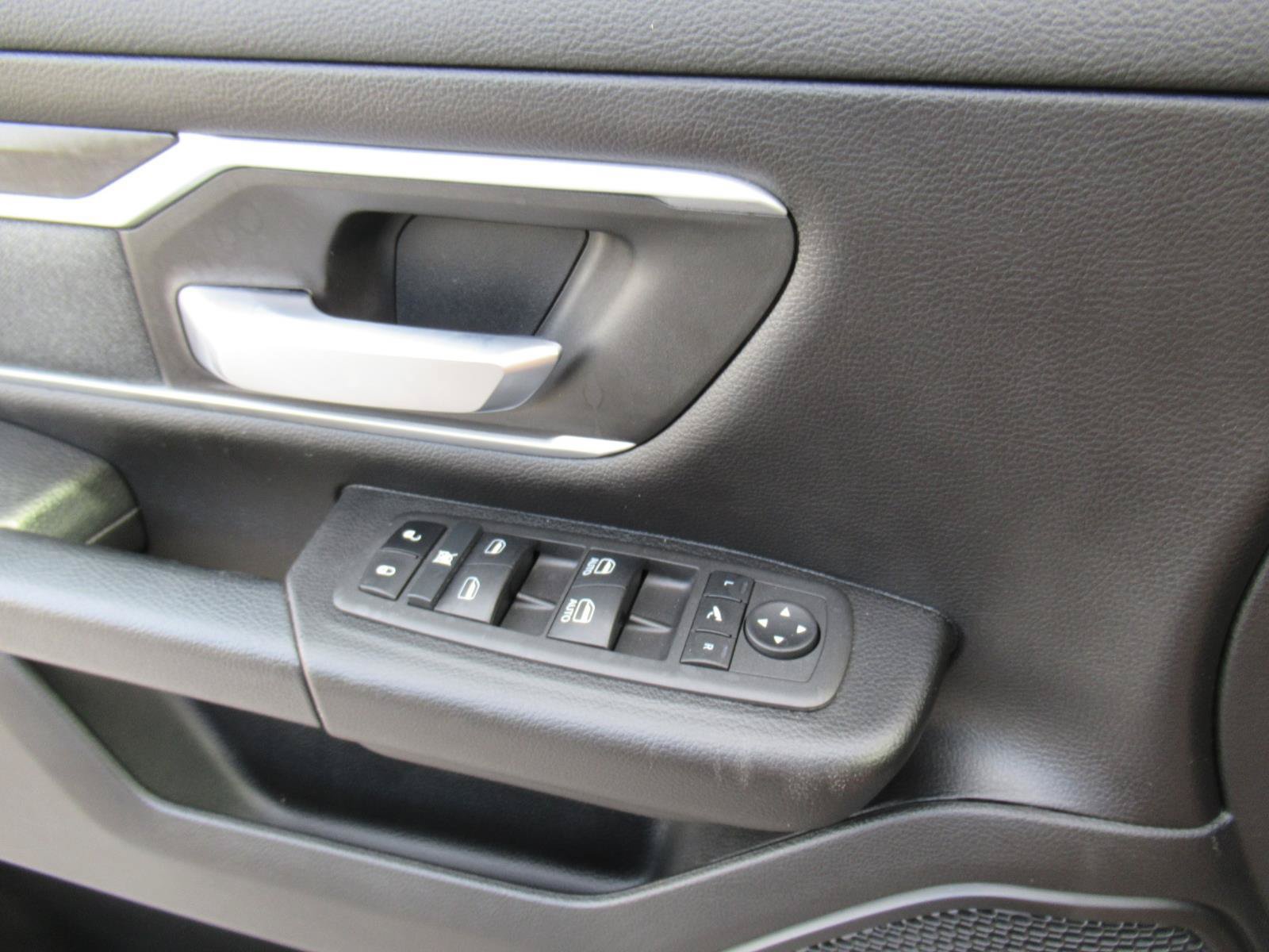 Used 2022 RAM 1500 Big Horn RWD image 19