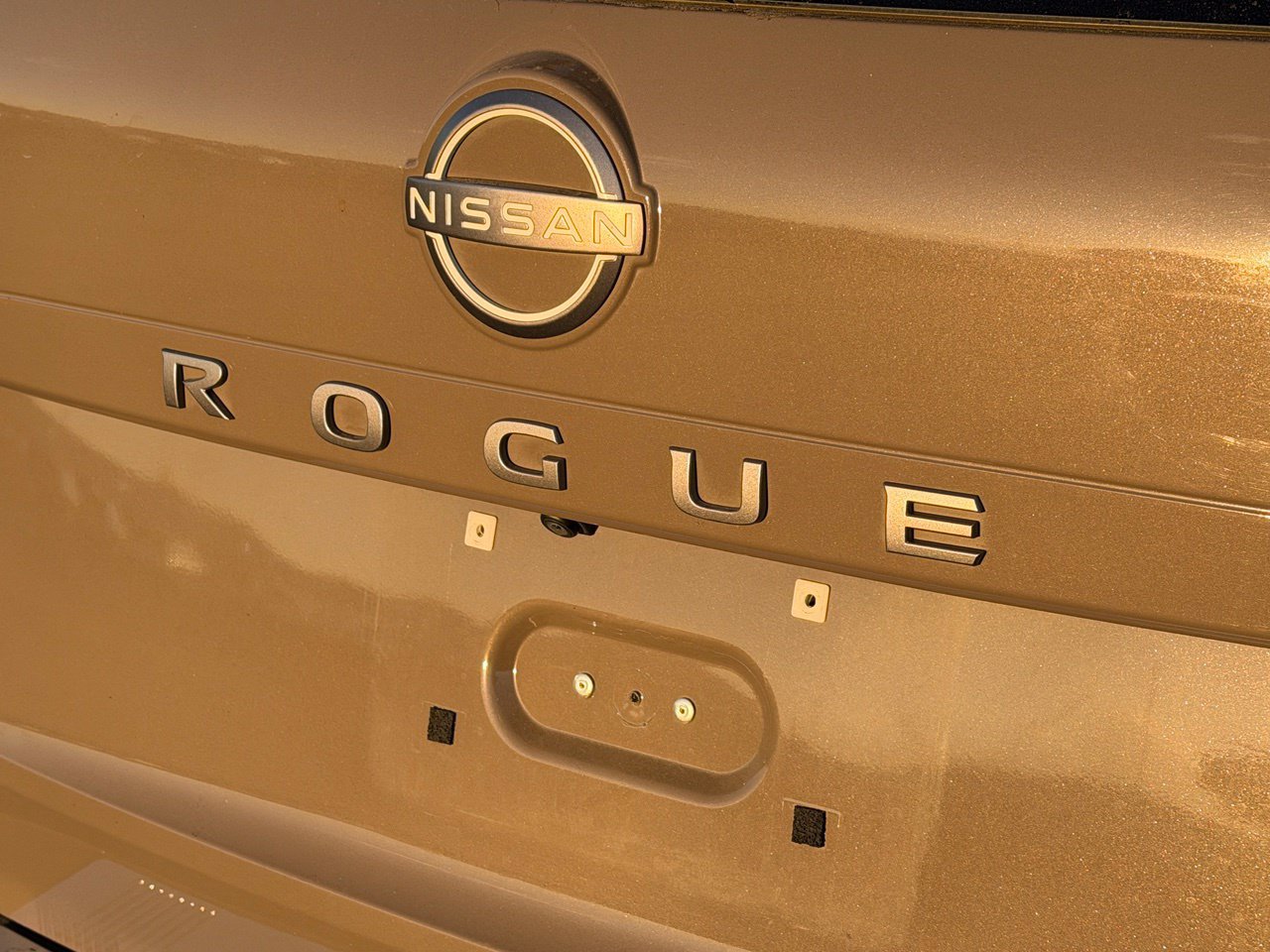 Certified 2024 Nissan Rogue SV FWD image 7