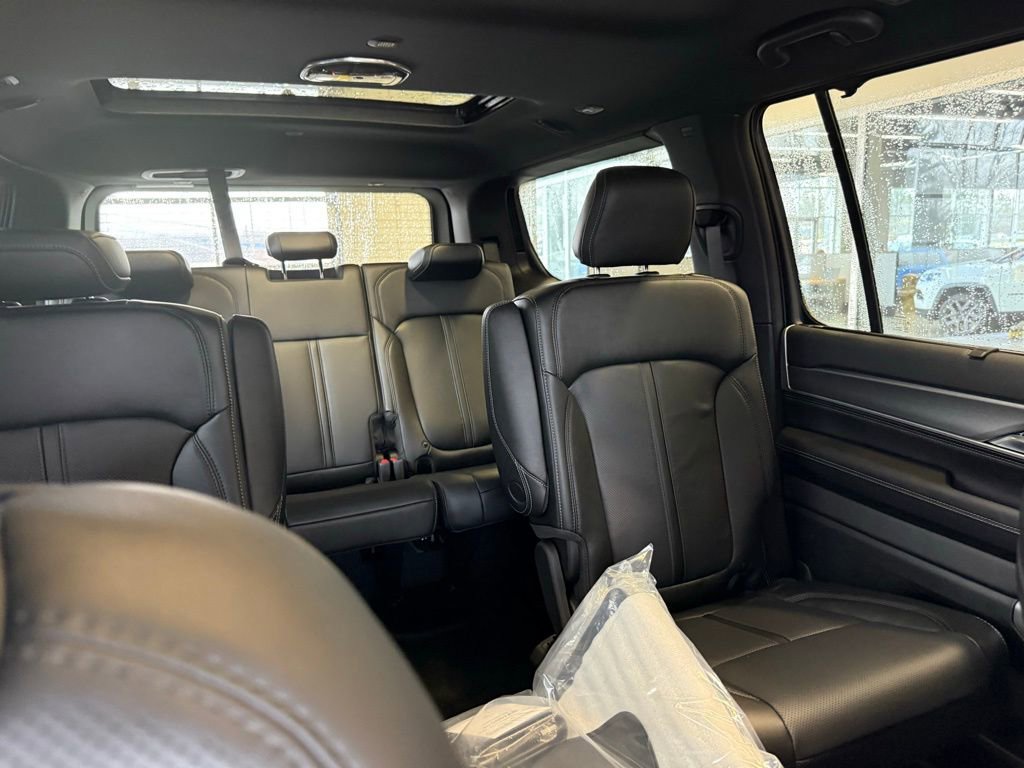 New 2026 Jeep Grand Wagoneer Limited image 13