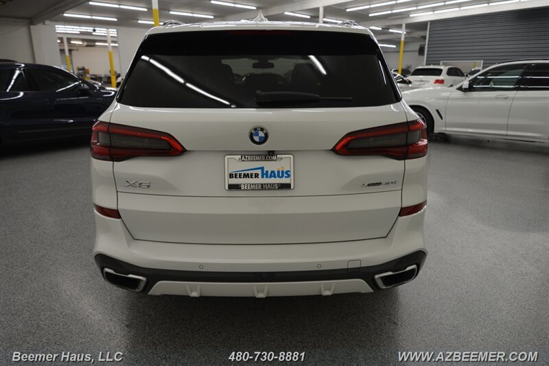Used 2019 BMW X5 xDrive40i w/ M Sport Package AWD/4WD image 12