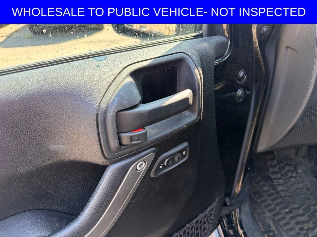 Used 2015 Jeep Wrangler Unlimited Sport AWD/4WD image 13