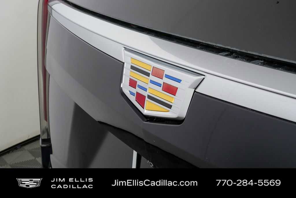 Used 2023 Cadillac Escalade Premium Luxury Platinum w/ Heavy-Duty Trailer Package image 38