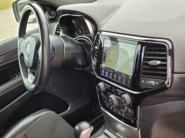 Used 2019 Jeep Grand Cherokee Altitude image 23