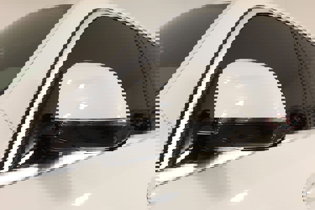 Used 2023 BMW X6 xDrive40i w/ Premium Package image 50