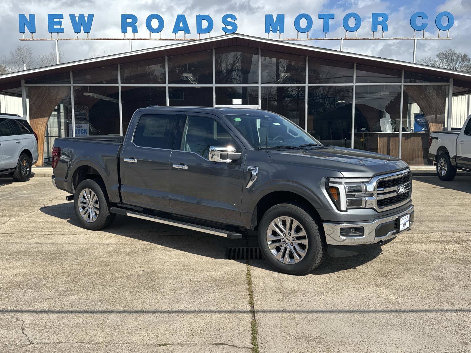 New 2026 Ford F150 Lariat w/ Equipment Group 501A Mid image 1