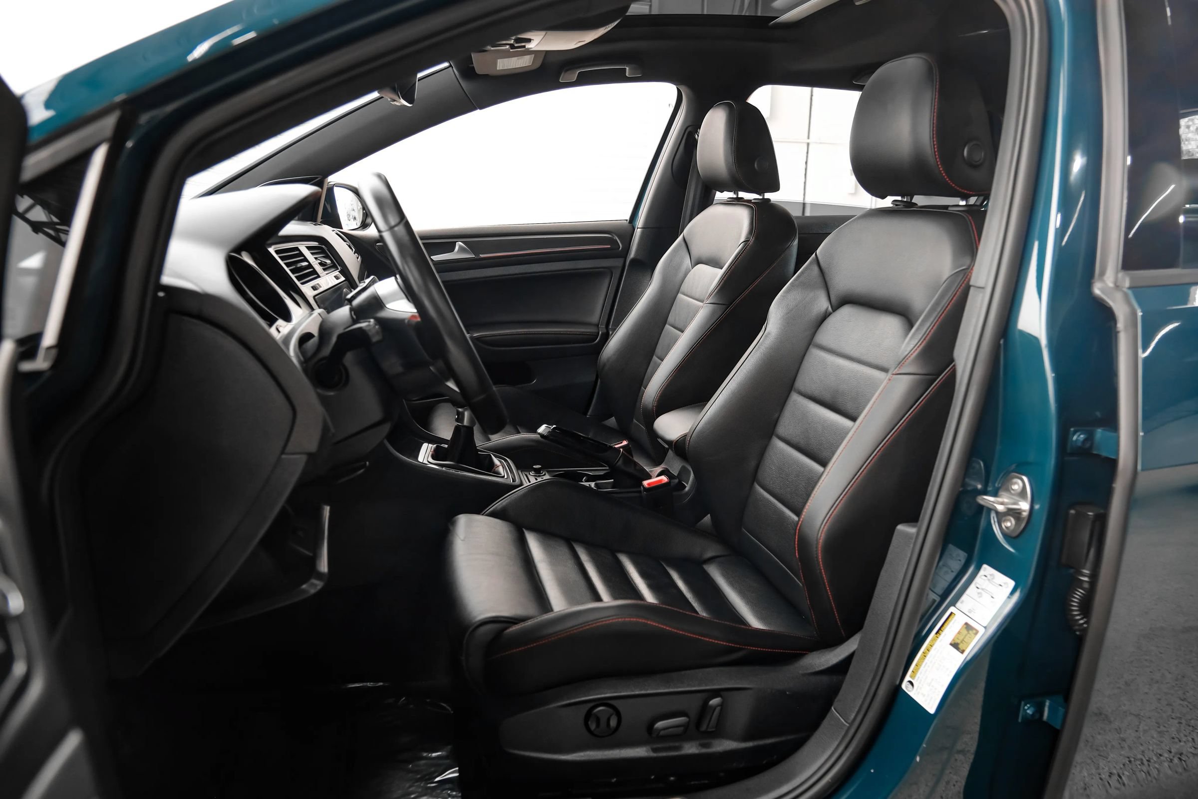 Used 2019 Volkswagen GTI S FWD image 42