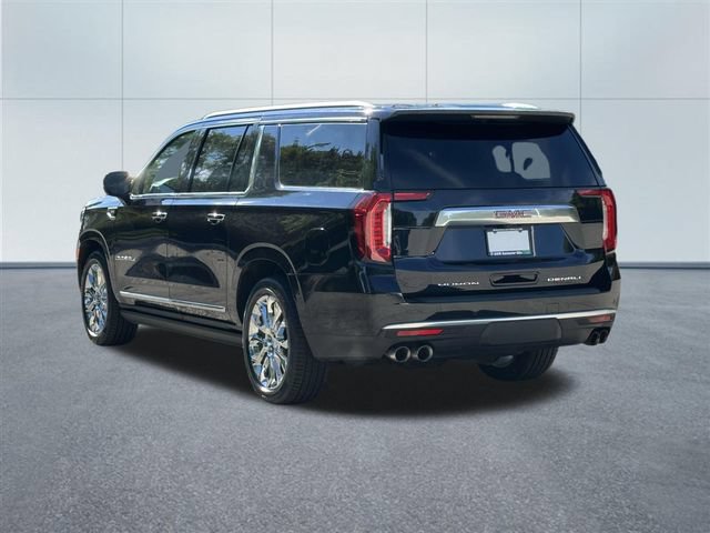 Used 2022 GMC Yukon XL Denali w/ Denali Premium Package AWD/4WD image 8