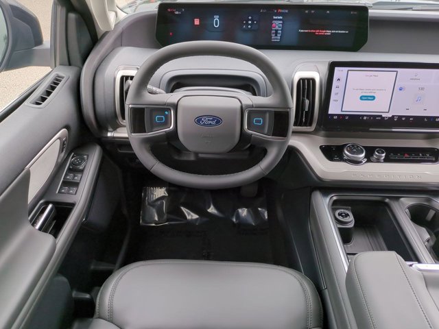 New 2026 Ford Expedition Max Active image 16