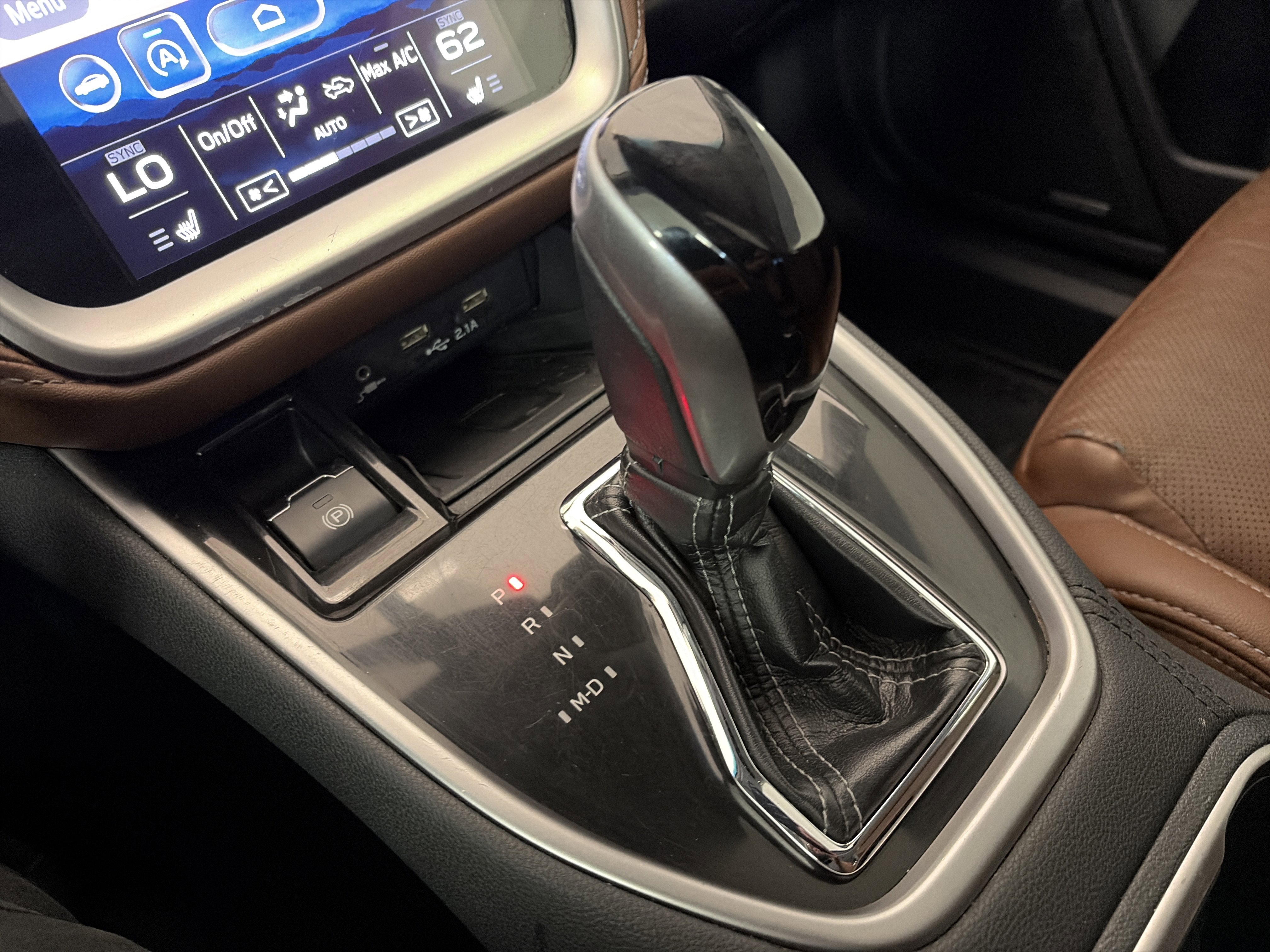 Used 2020 Subaru Outback Touring w/ Popular Package #2 image 24