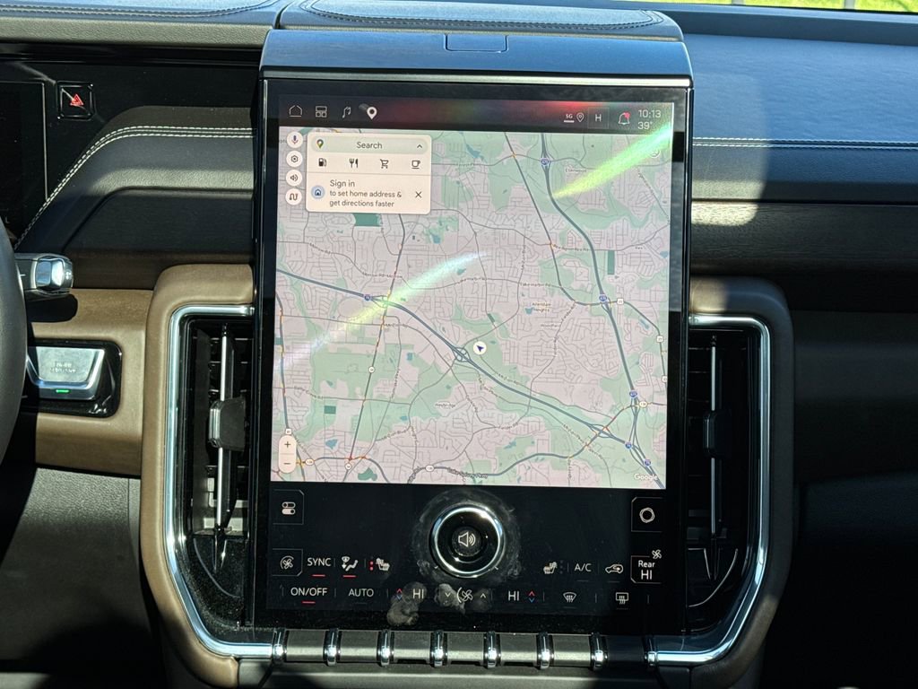 Used 2025 GMC Yukon Denali Ultimate w/ LPO, Floor Liner Package image 18