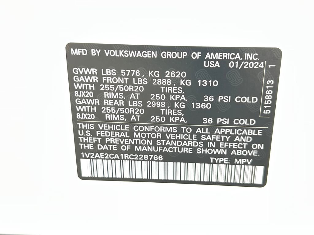 Certified 2024 Volkswagen Atlas Cross Sport SEL R-Line image 34