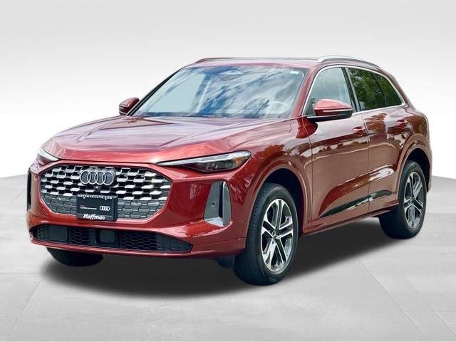 Certified 2025 Audi Q5 Premium w/ Premium Plus AWD/4WD image 3