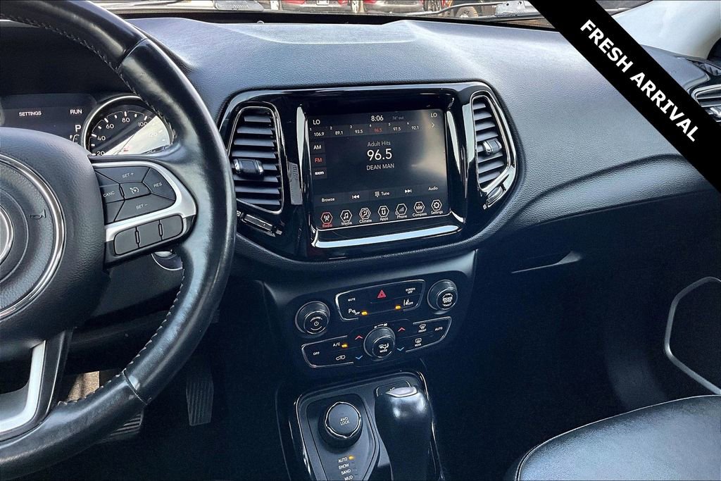 Used 2018 Jeep Compass Limited image 9