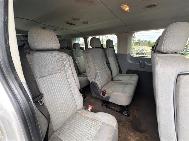 Used 2017 Ford Transit 350 XLT RWD image 11
