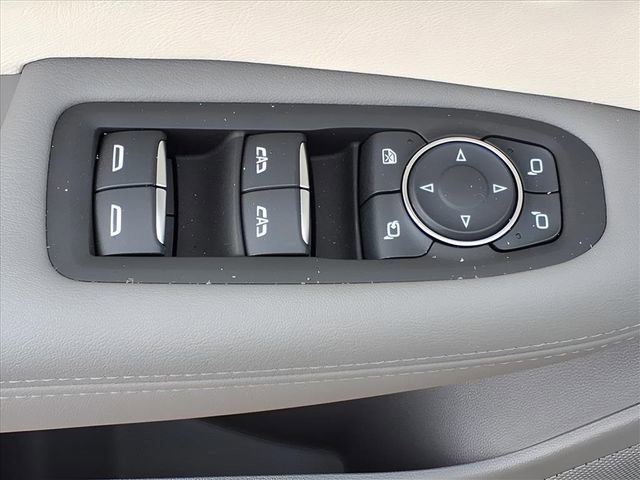 Used 2025 Cadillac XT6 Premium Luxury w/ LPO, Floor Liner Package image 22