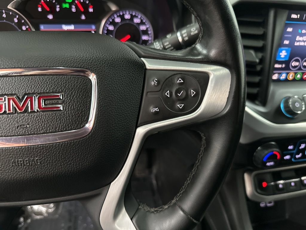 Used 2023 GMC Acadia SLT image 18