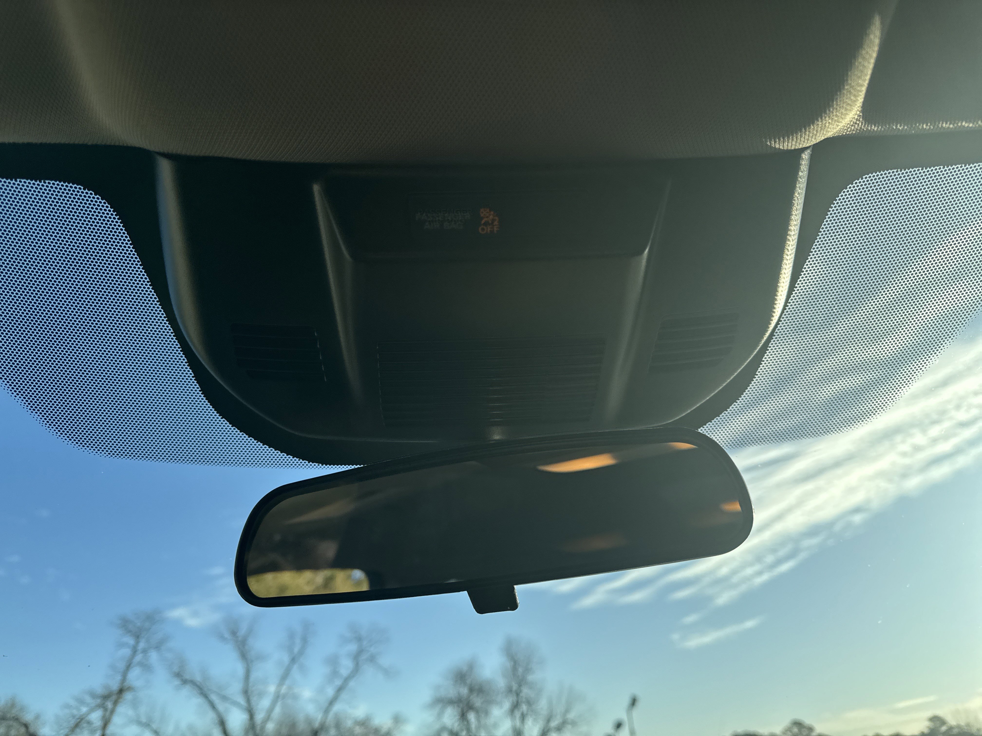 Used 2023 Nissan Rogue S image 21