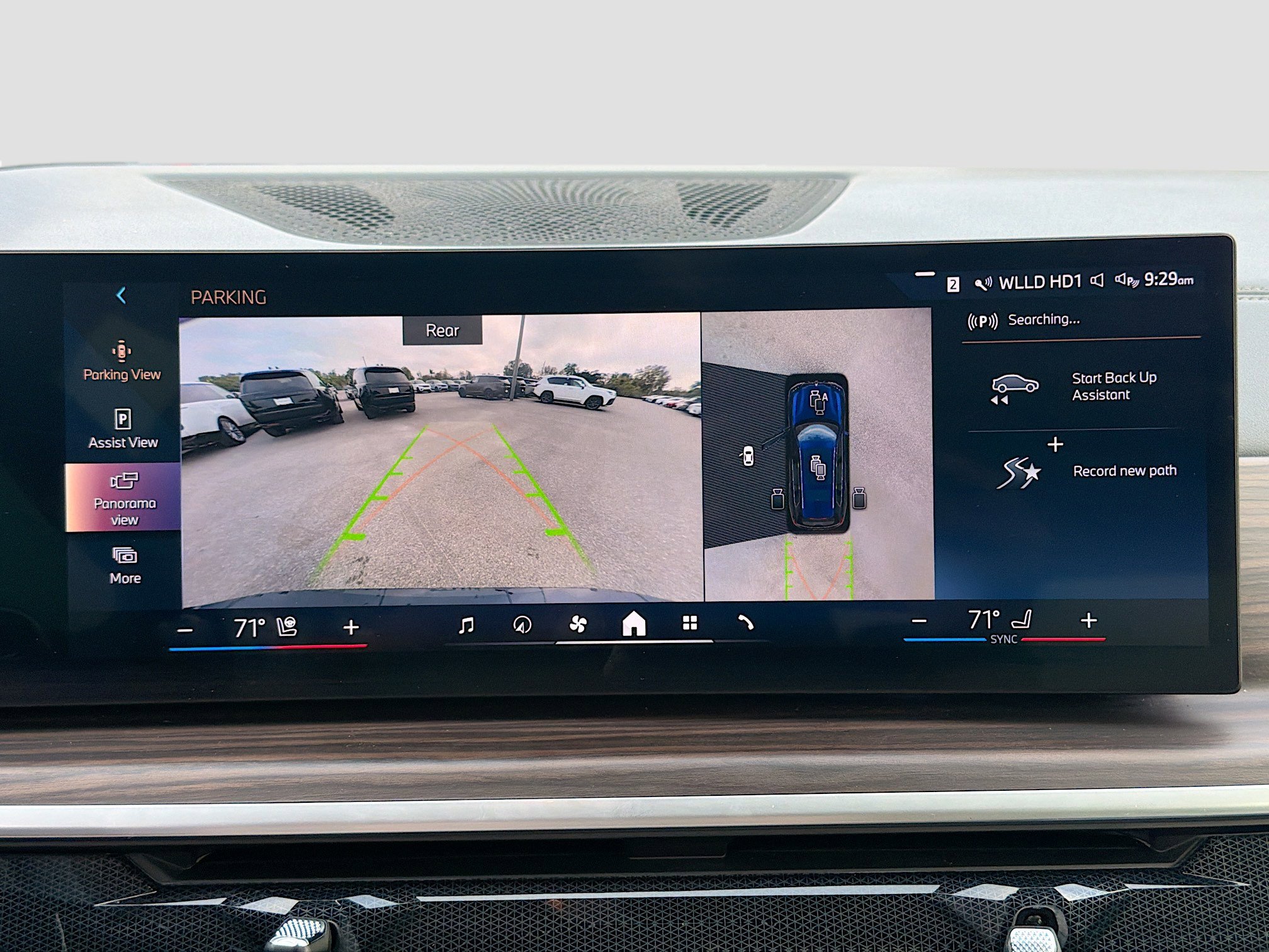 Used 2024 BMW X7 xDrive40i w/ Premium Package AWD/4WD image 36