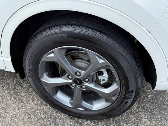 Certified 2024 Ford Escape ST-Line w/ Tech Pack #1 AWD/4WD image 6
