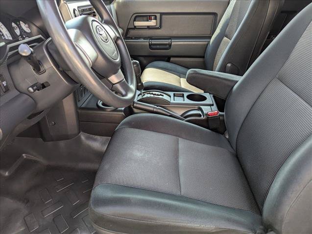 Used 2010 Toyota FJ Cruiser 4WD image 16