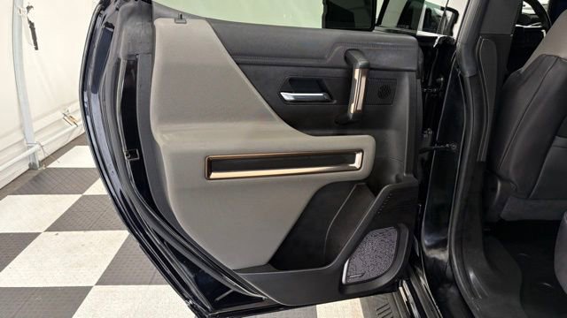 Used 2025 GMC Hummer EV 2X image 18