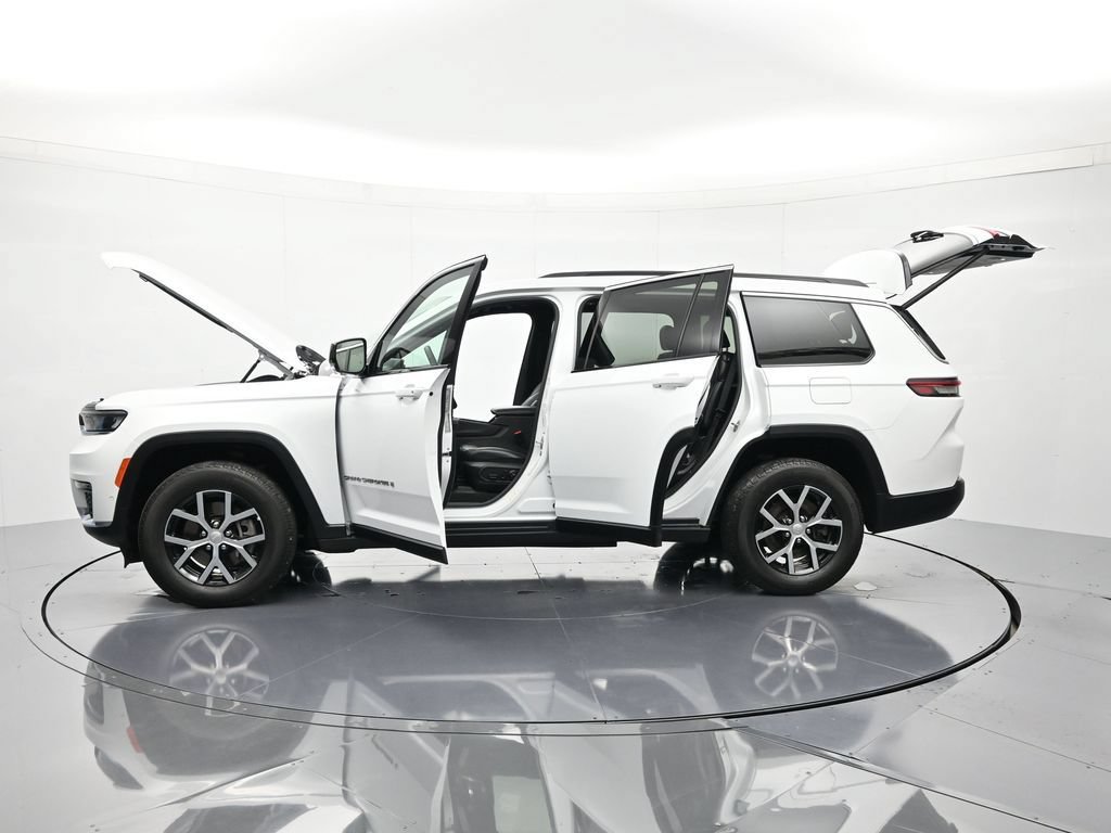 Used 2024 Jeep Grand Cherokee L Limited w/ Luxury Tech Group II AWD/4WD image 48