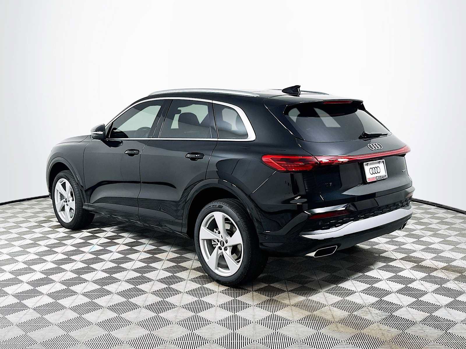 New 2026 Audi Q5 Premium Plus AWD/4WD image 5