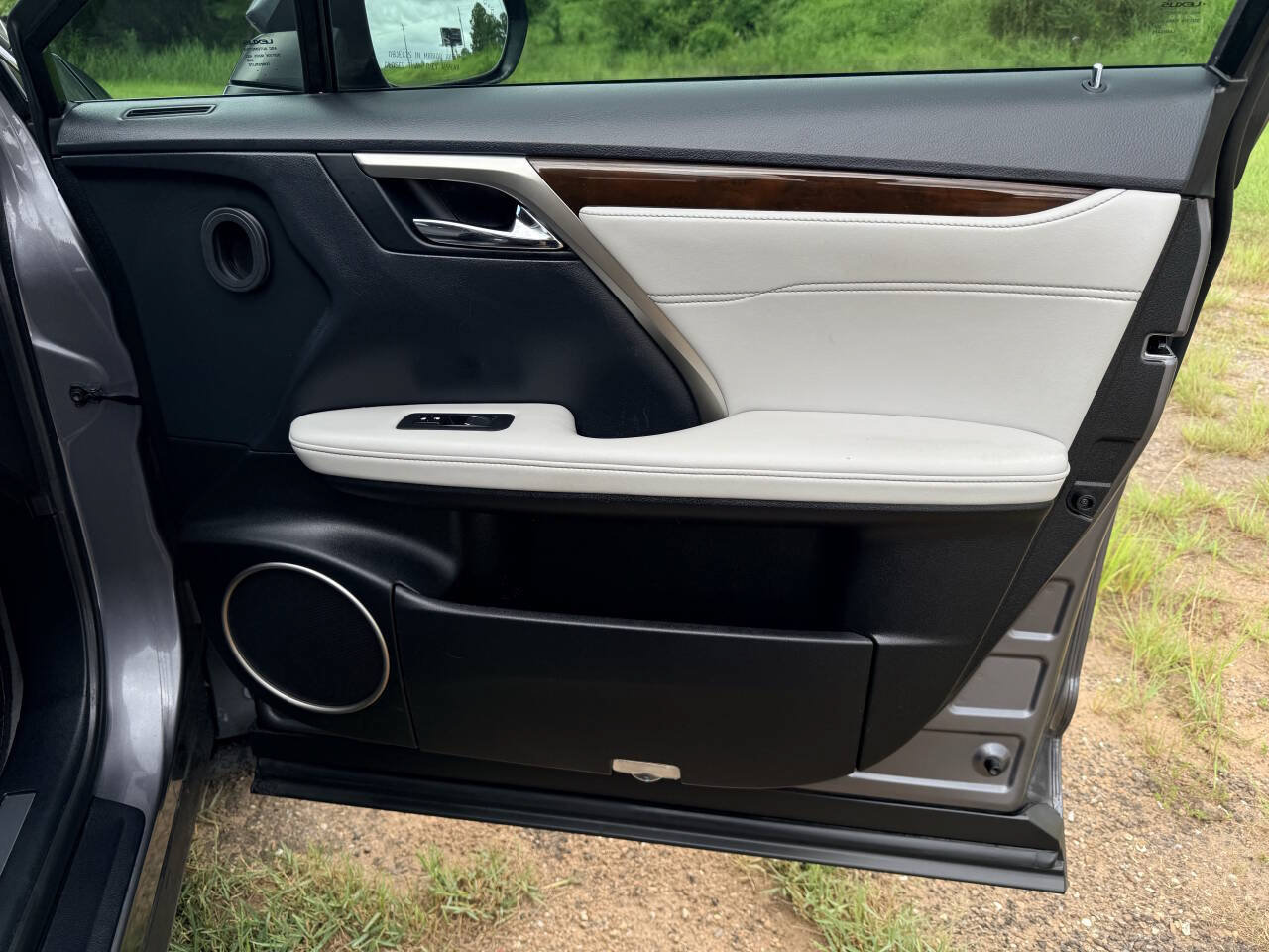 Used 2019 Lexus RX 350 FWD w/ Navigation Package image 28