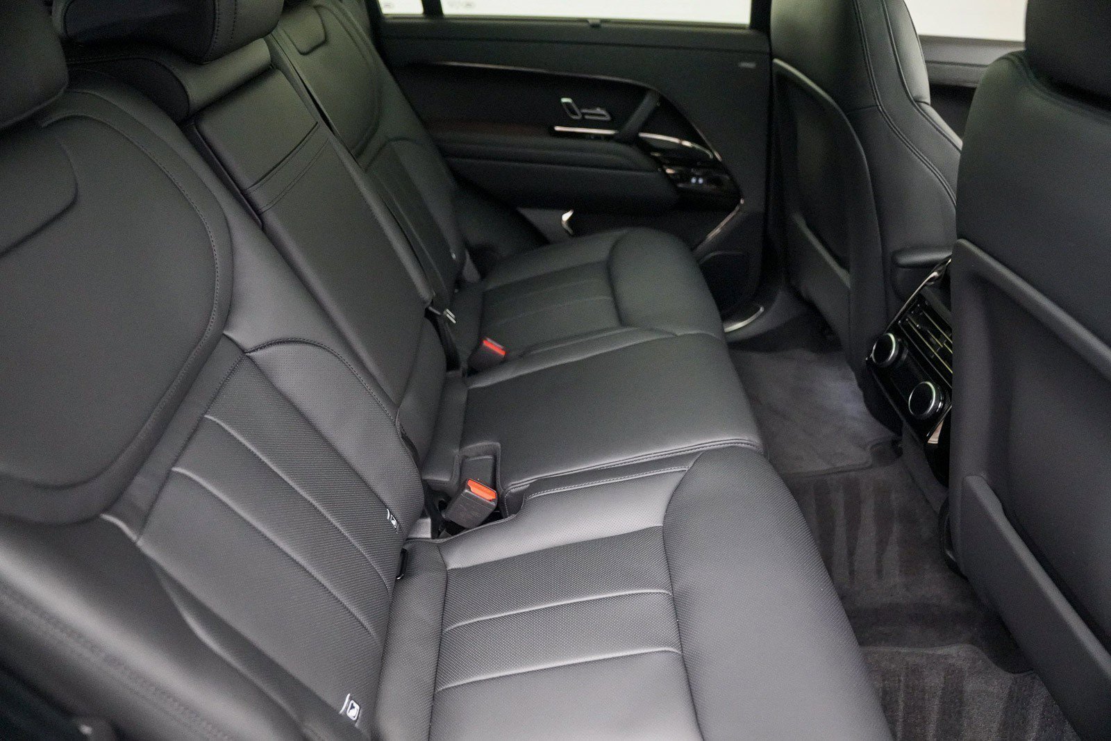 Used 2025 Land Rover Range Rover Sport Dynamic SE image 26