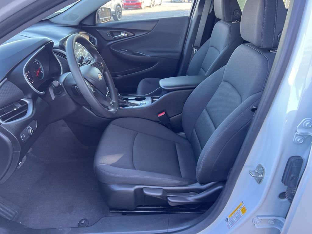 Used 2023 Chevrolet Malibu LS image 20