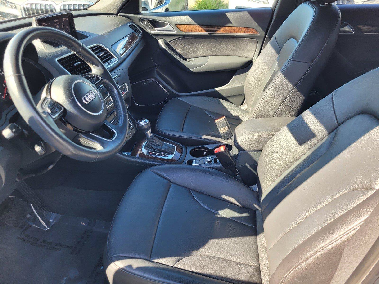 Used 2017 Audi Q3 2.0T Prestige w/ Prestige Package AWD/4WD image 21