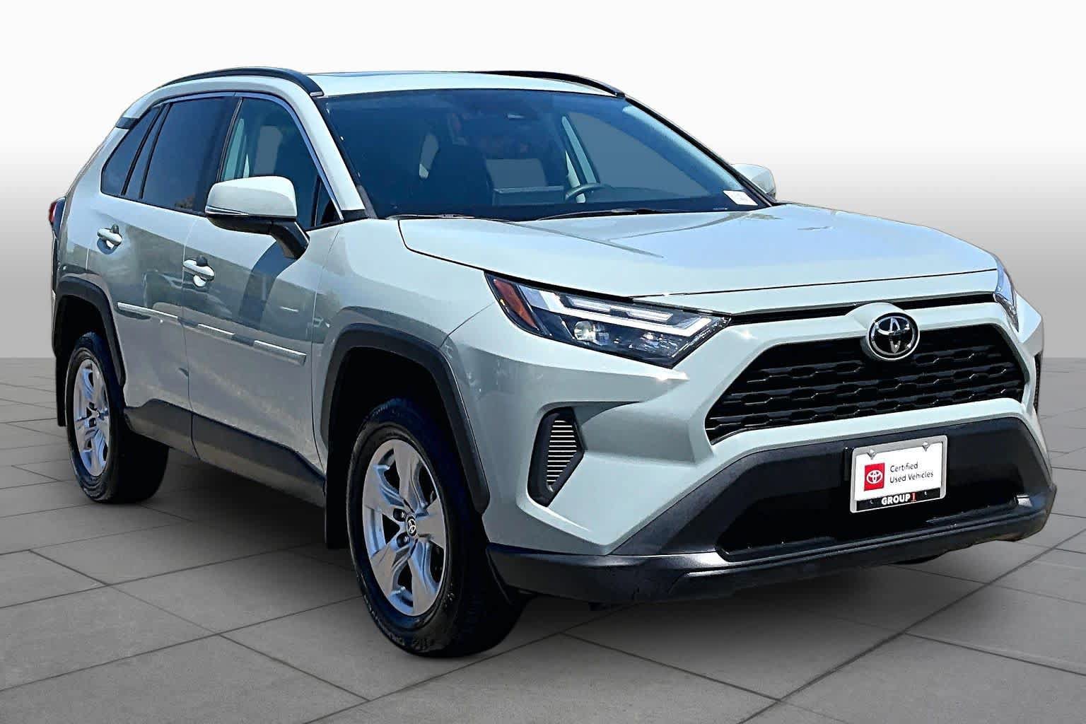 Certified 2022 Toyota RAV4 XLE w/ Convenience Package FWD image 2