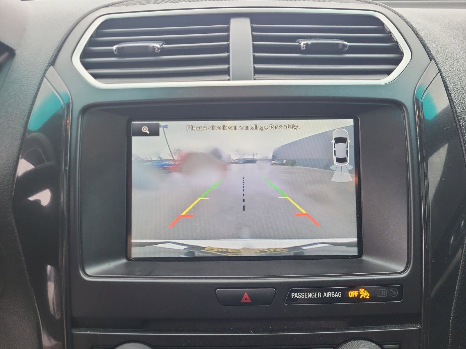 Used 2016 Ford Explorer XLT w/ Equipment Group 201A image 19