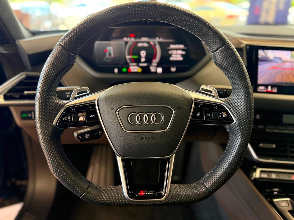 Used 2024 Audi RS e-tron GT w/ Carbon Performance Package AWD/4WD image 28