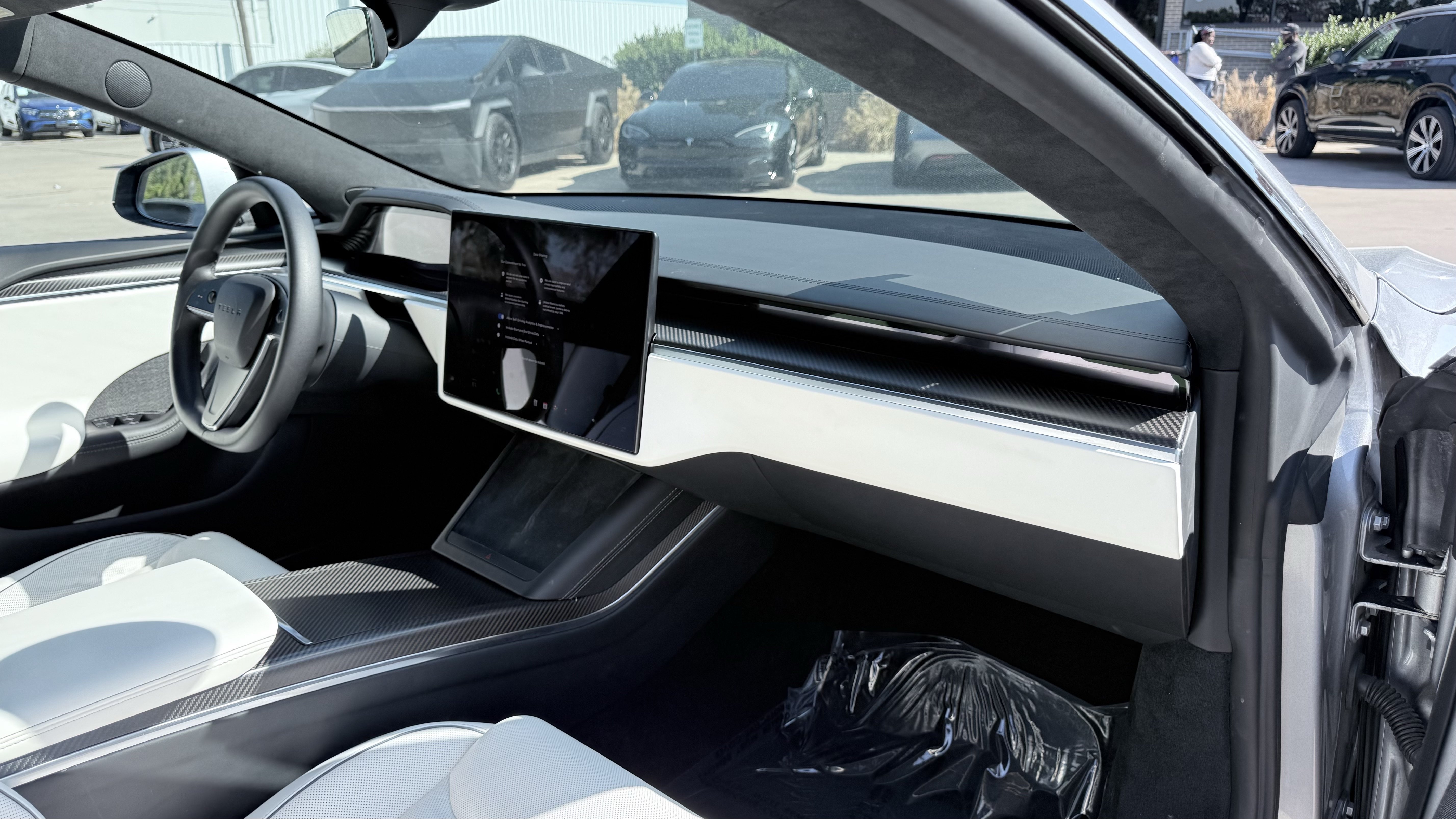 Used 2024 Tesla Model S Plaid AWD/4WD image 62